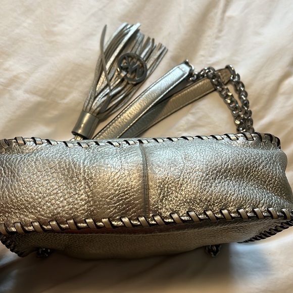 Michael Kors silver leather bag - Picture 3 of 3
